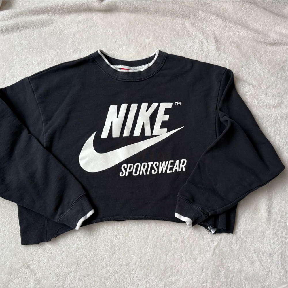 Nike Black and White Women's Sweater